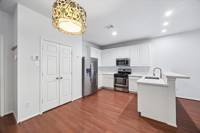 Photo - 1161 Eden Park Ln