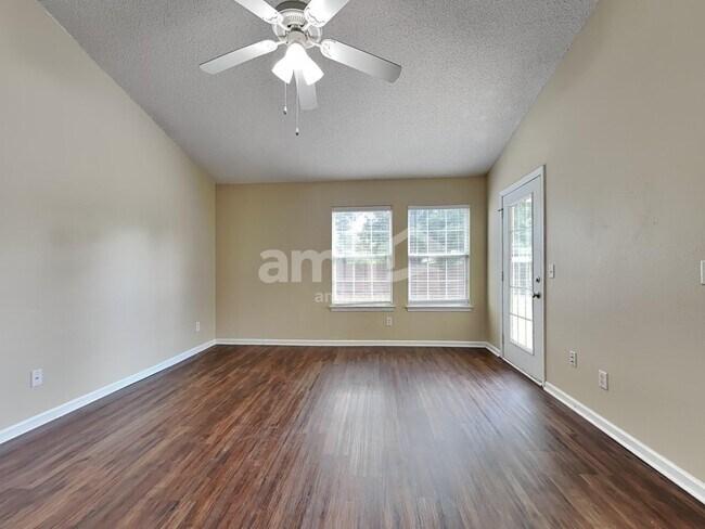 Photo - 34 Willow Lakes Dr