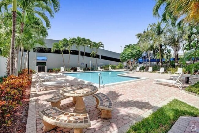 Building Photo - 3031 N Ocean Blvd Unit 1508 Rental