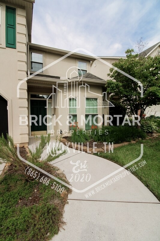 Photo - 613 Chapel Point Ln