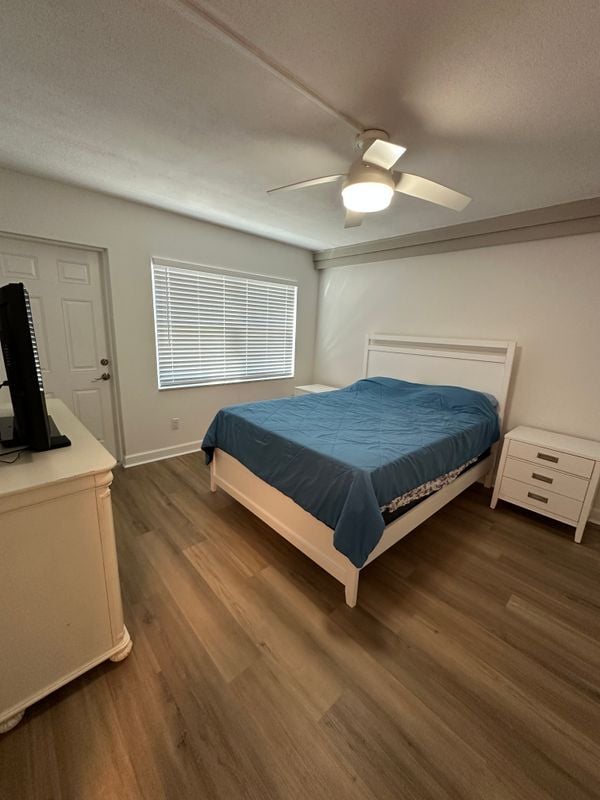 Photo - 4700 Cove Cir Unit 107