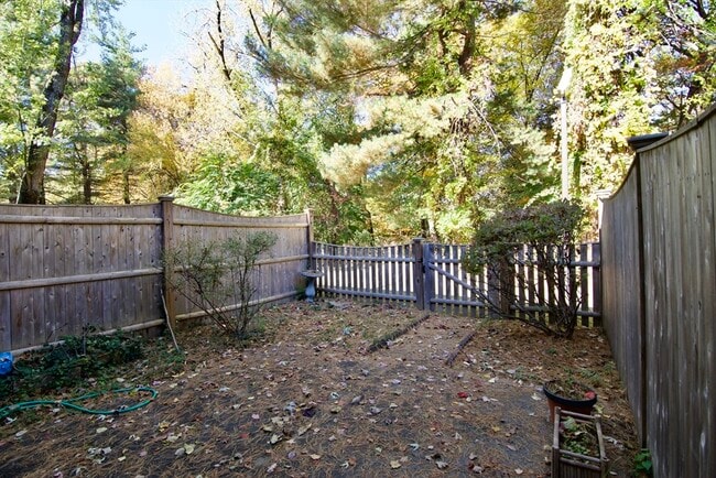 Photo - 20 Smithfield Ct Unit 20