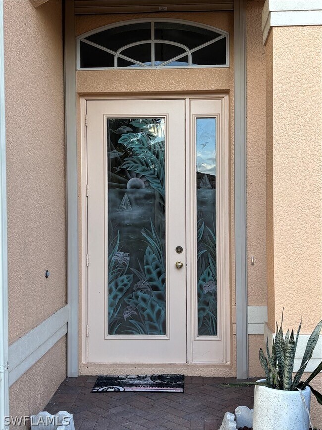 Photo - 2210 Grove Dr