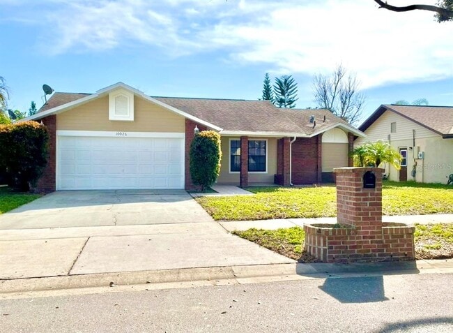 Building Photo - 10026 Chesham Dr