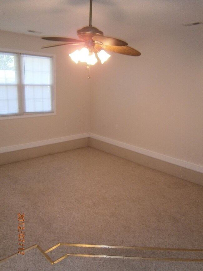Photo - 414 Kenwood Dr