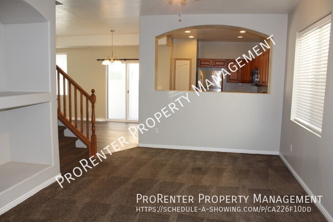 Photo - 1412 E 6125 S