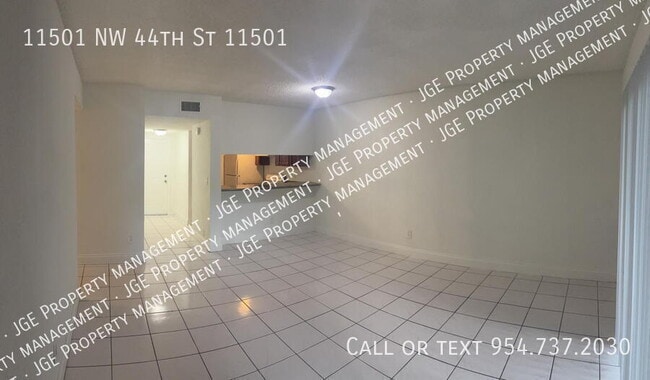 Building Photo - 11501 NW 44th St Rental