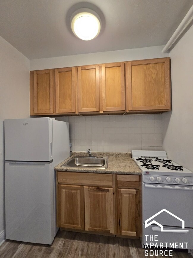 Photo - 6910 N Ravenswood Ave Unidad 1