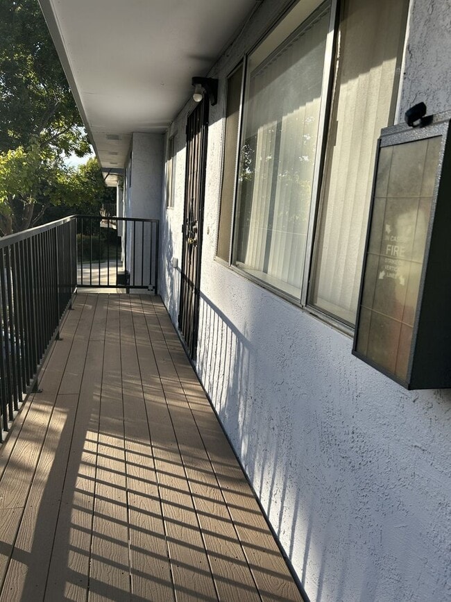 Building Photo - 4711 Hayford Way Unit 4