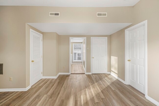 Photo - 12 Franklin Ave Unidad 2