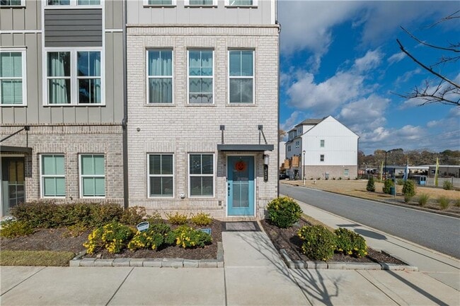 Building Photo - 313 Skylar Way SE