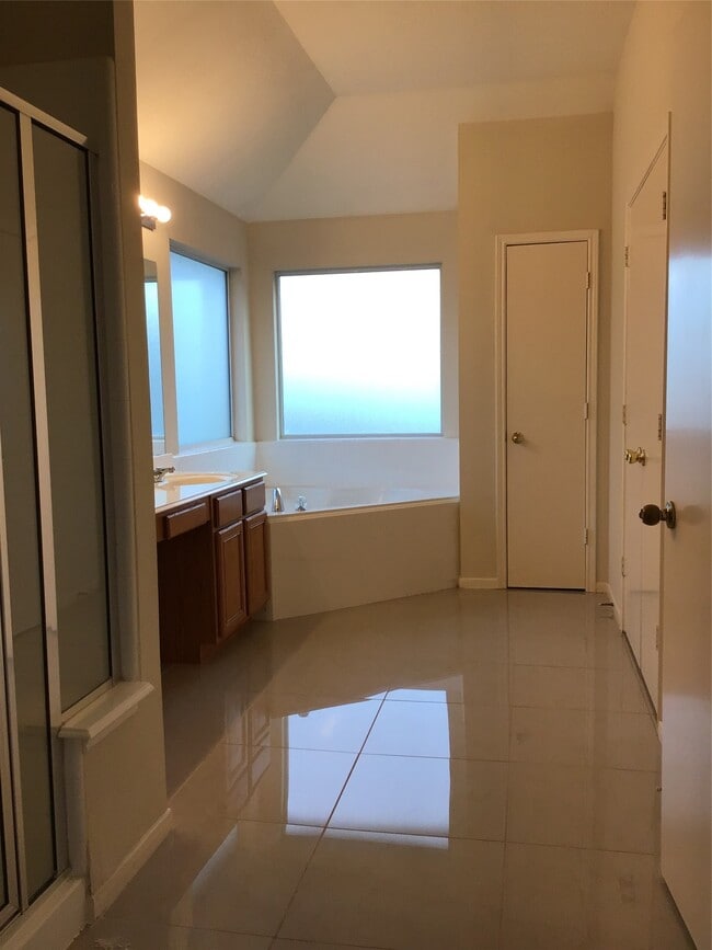 Photo - 19818 Twisted Creek Dr