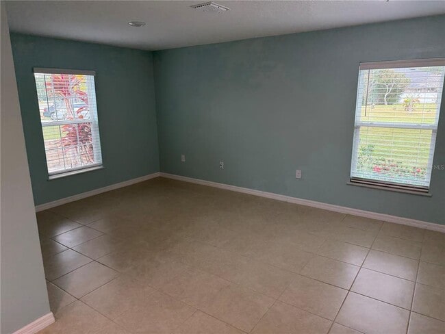 Photo - 17 Renworth Pl