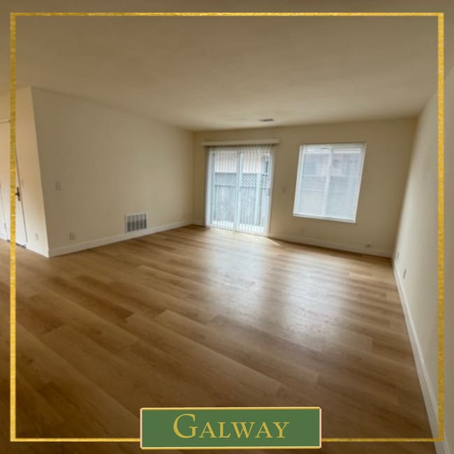 Photo - 355 Nature Dr