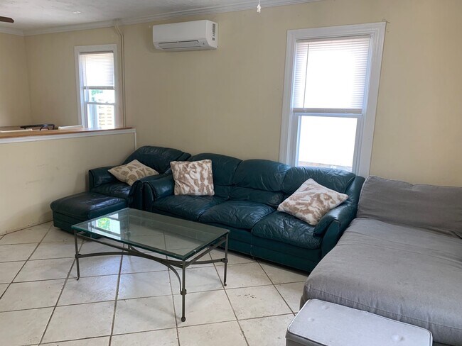 Photo - 14 Grafton St