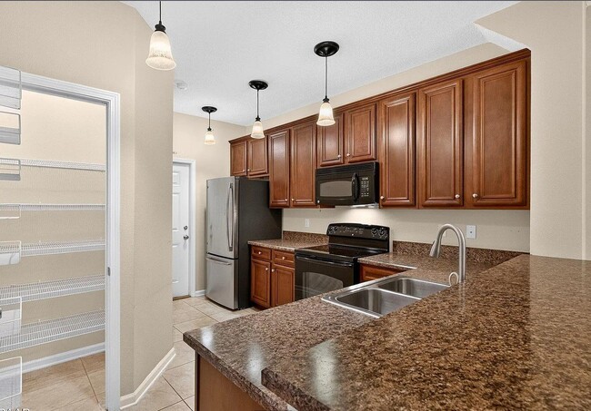 Photo - 72 Amistad Dr