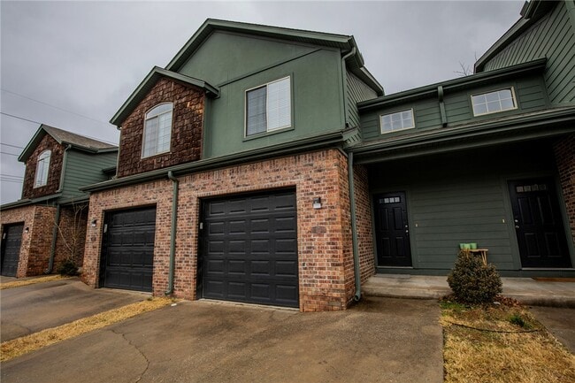 Building Photo - 786 W Breeze Cove