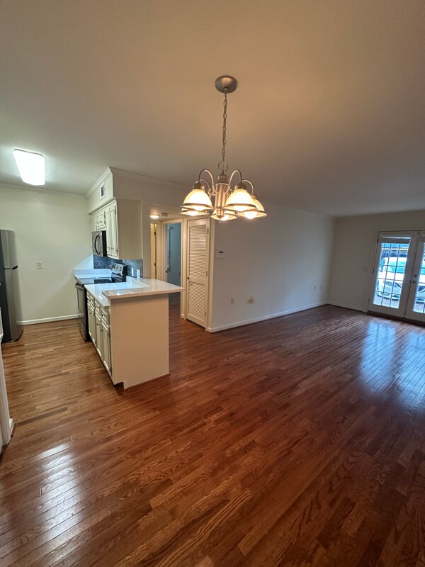 2905 Burch Ave Unit 10