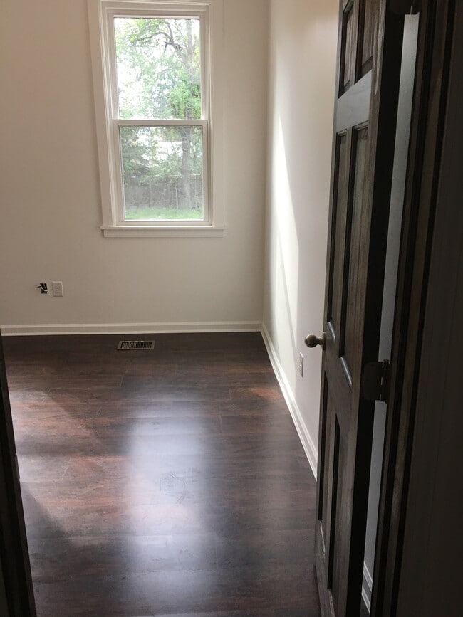 3306 Iowa St