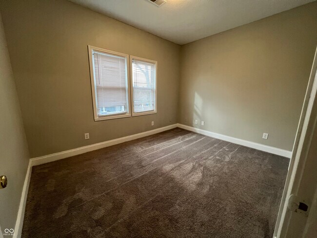 Photo - 1223 Union St