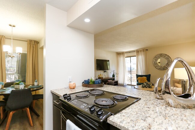 2BR, 2BA