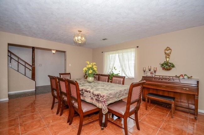 Photo - 9331 Meaux Dr