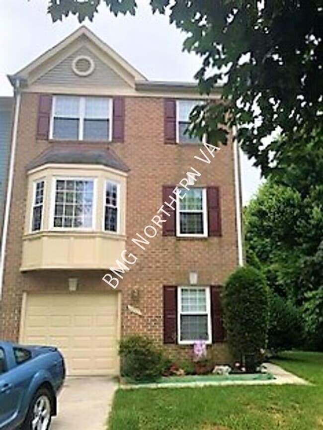 Photo - 6015 Keble Dr