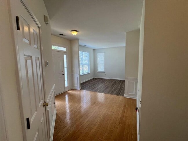 Photo - 421 Holland Springs Dr NW