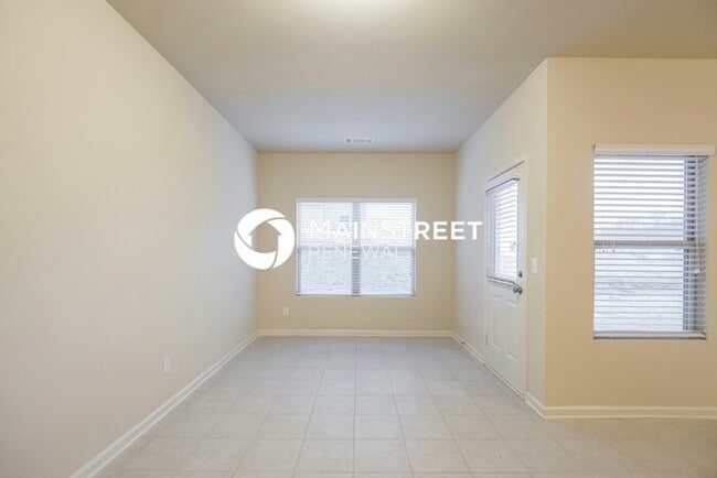 Photo - 3 Bedroom Pet-Friendly Home in Cartersville, GA with Main Street Renewal
