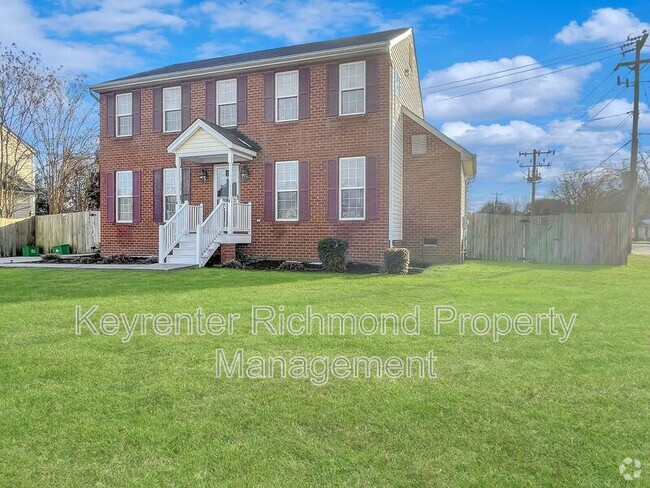 Building Photo - 301 Green Hollow Ln Rental