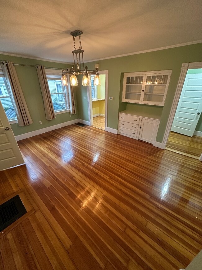 Photo - 151 Edinboro St Apartamento