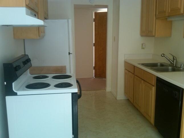 1777 & 1781 Sausal St