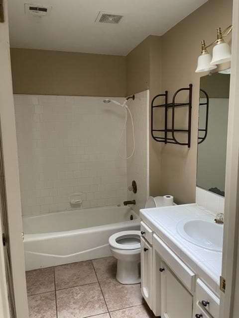 Photo - 566 N Fir Way