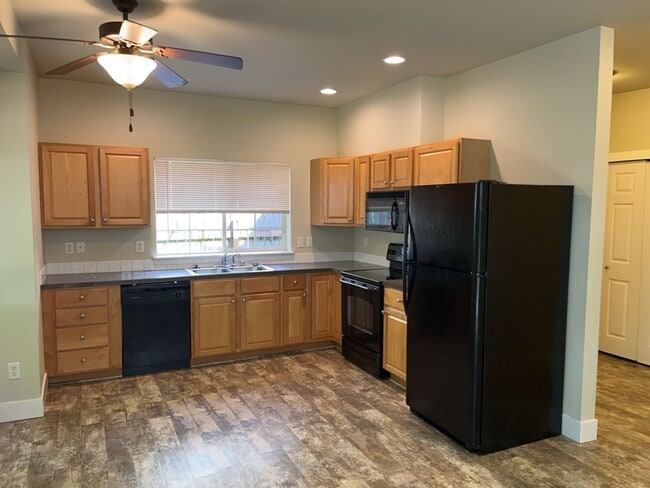 Photo - 1529 Lincoln St Unit 101