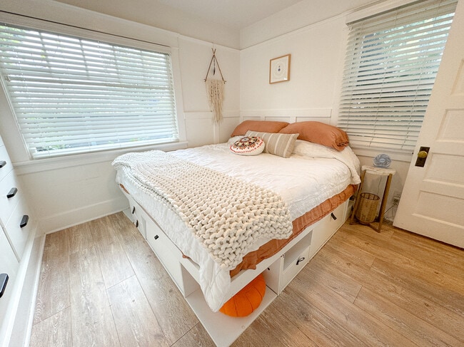 Photo - 575 Grand Blvd