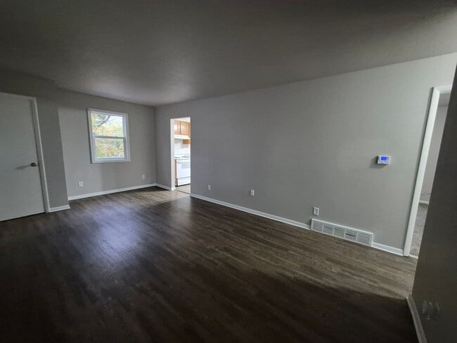 Photo - 3 Bedroom home with shed on corner lot ava...