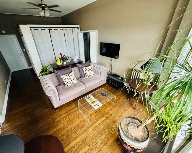 Photo - 800 E Ocean Blvd