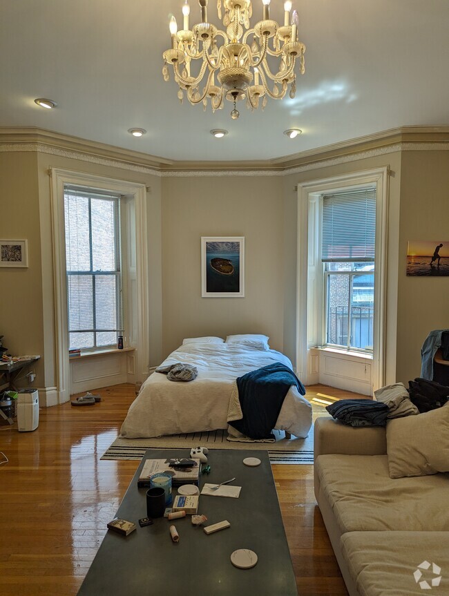 Building Photo - 16 Commonwealth Ave Rental