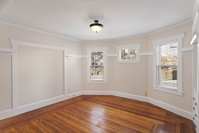 Photo - 51 Alpha Rd Unit 2