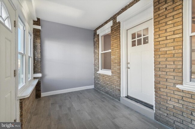 Photo - 6082 Chester Ave