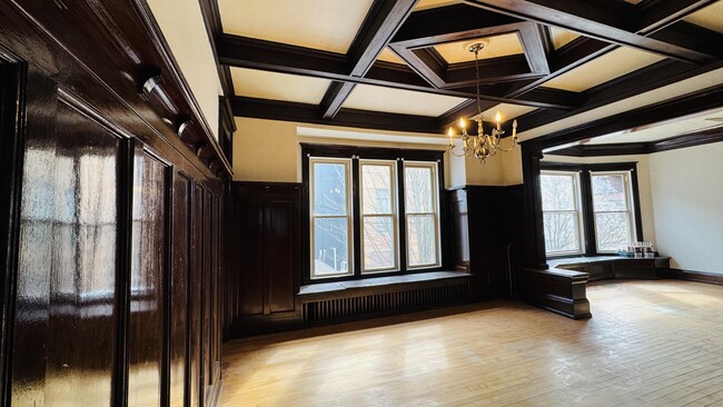 Photo - 1024 E Brady St