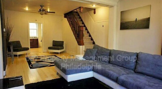 128 Jamestown Ave.
