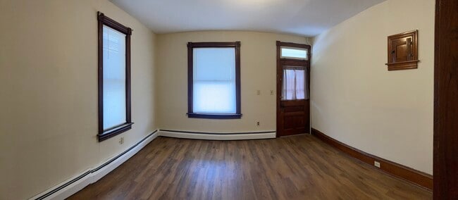 Building Photo - 78 E Main St