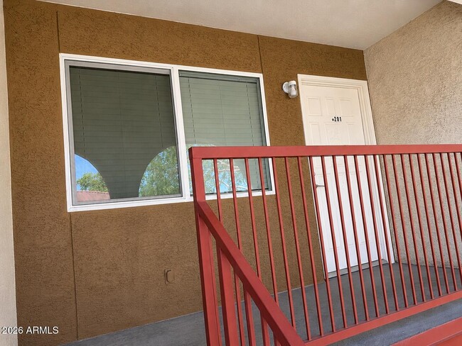 Building Photo - 510 W University Dr Unit 101