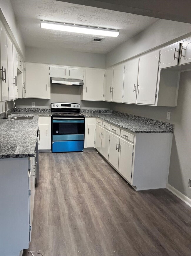 Photo - 1418 2nd Ave N