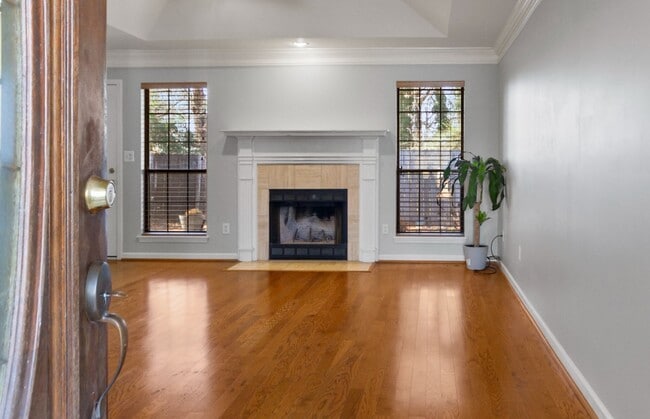 Photo - 2013 Fox Ridge Rd