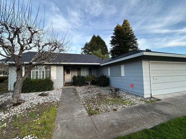 Photo - 2bd/2ba home in Oakmont's 55+ adult Community