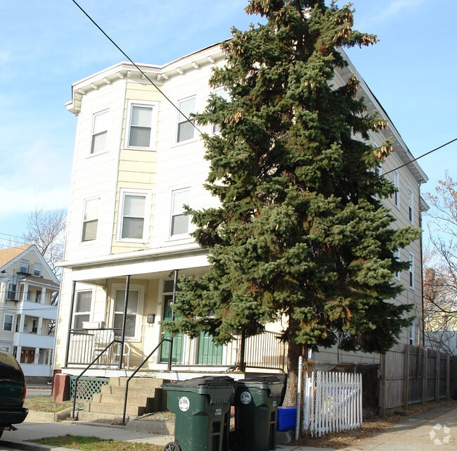 Photo - 51-53 Hamlin St