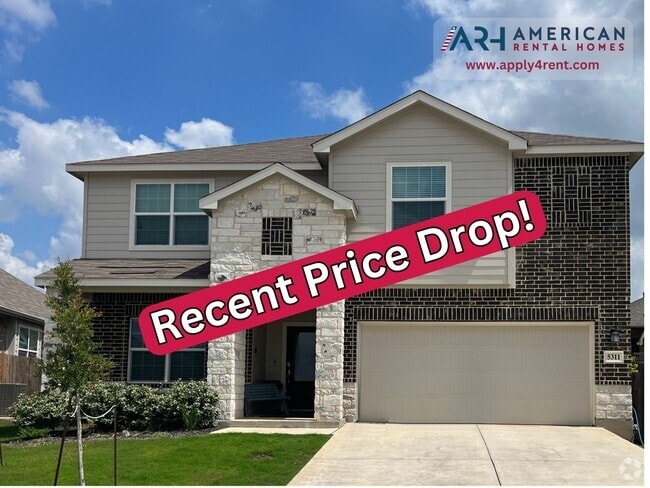 Building Photo - Large 3036 SF Home - 5 Bed/3 Bath + Media ...