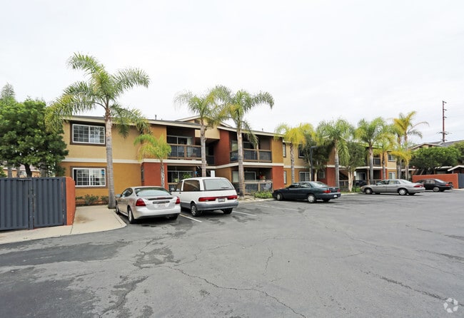 Photo - The Vintage for Seniors 62 or better !